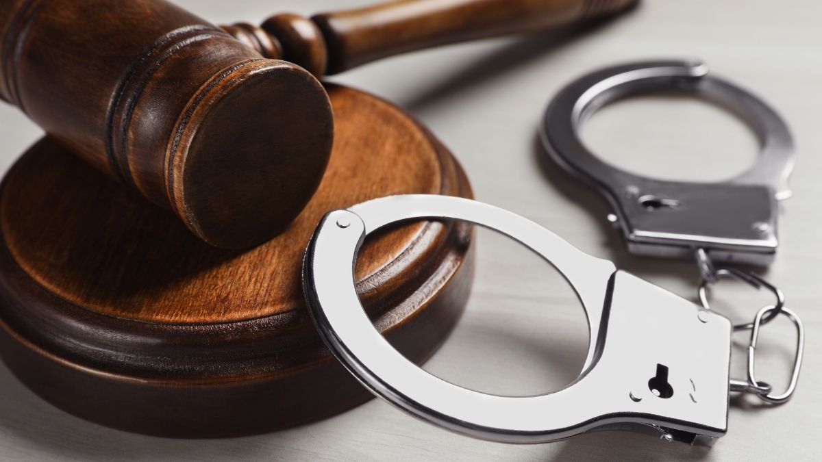 Hukuka Aykırı Delil Hayat Kurtarır: Uyuşturucu Davalarında Arama Kararının Önemi